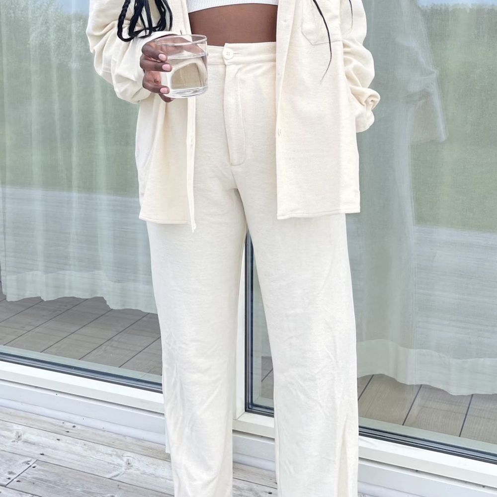 Djerf Avenue Terry On The Go Pants Cream